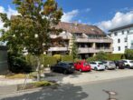 Bild - Renovierte Erdgeschosswohnung mit überdachter Terrasse und Garage
